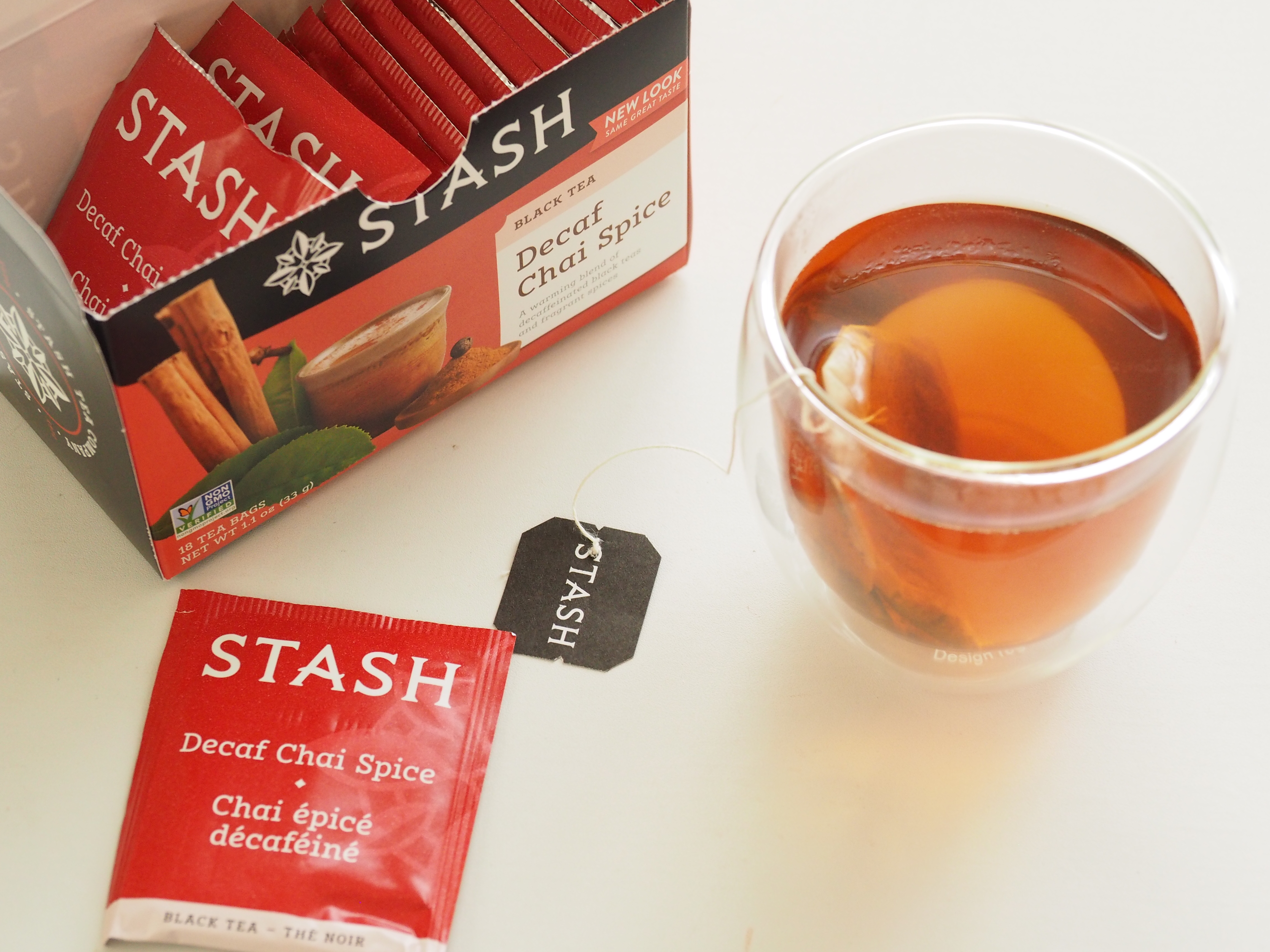 「Stash Tea（スタッシュティー）カフェインレスチャイスパイス」レビュー